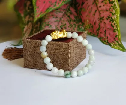 Chuỗi phỉ thúy có tỳ hưu crom vàng 8 li FS6799